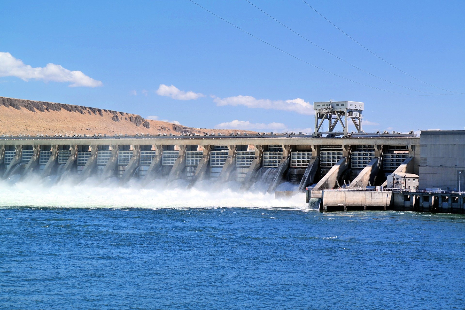 dam-929406_1920